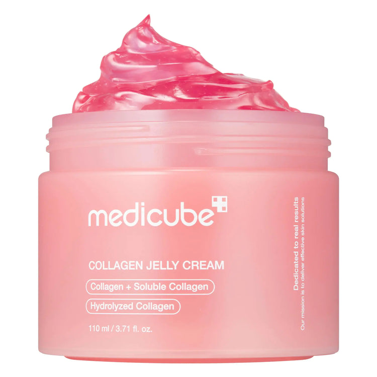 Medicube Collagen Jelly Cream – application on face for hydration and glow